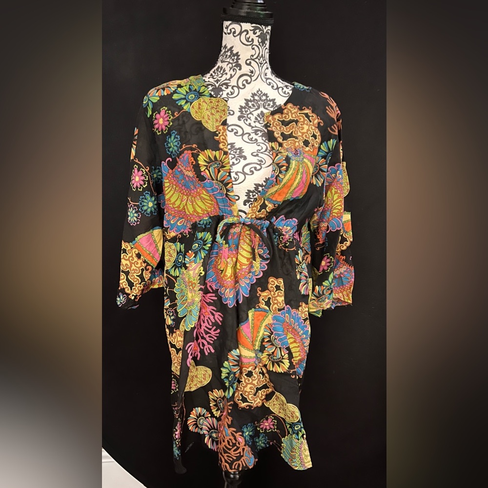 Trina Turk Black Printed V-Neck Beach Coverup Size Large